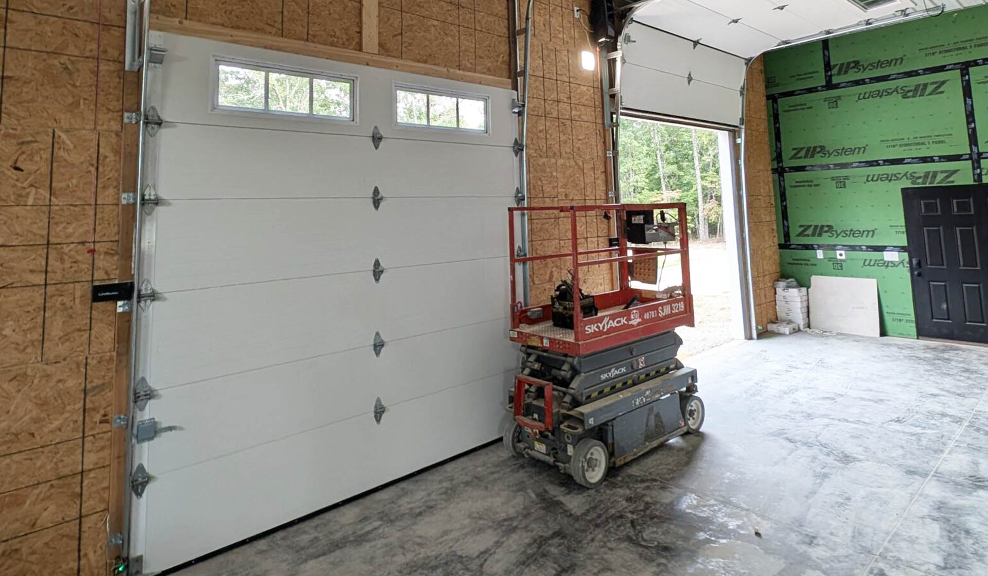 Garage door services in Willow Springs Missouri